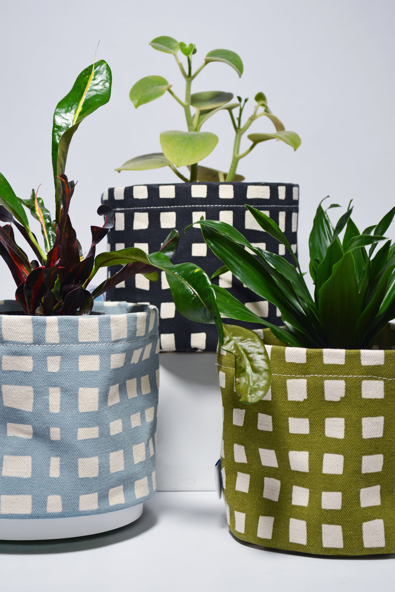 Grid Round Bin/Canvas Planter